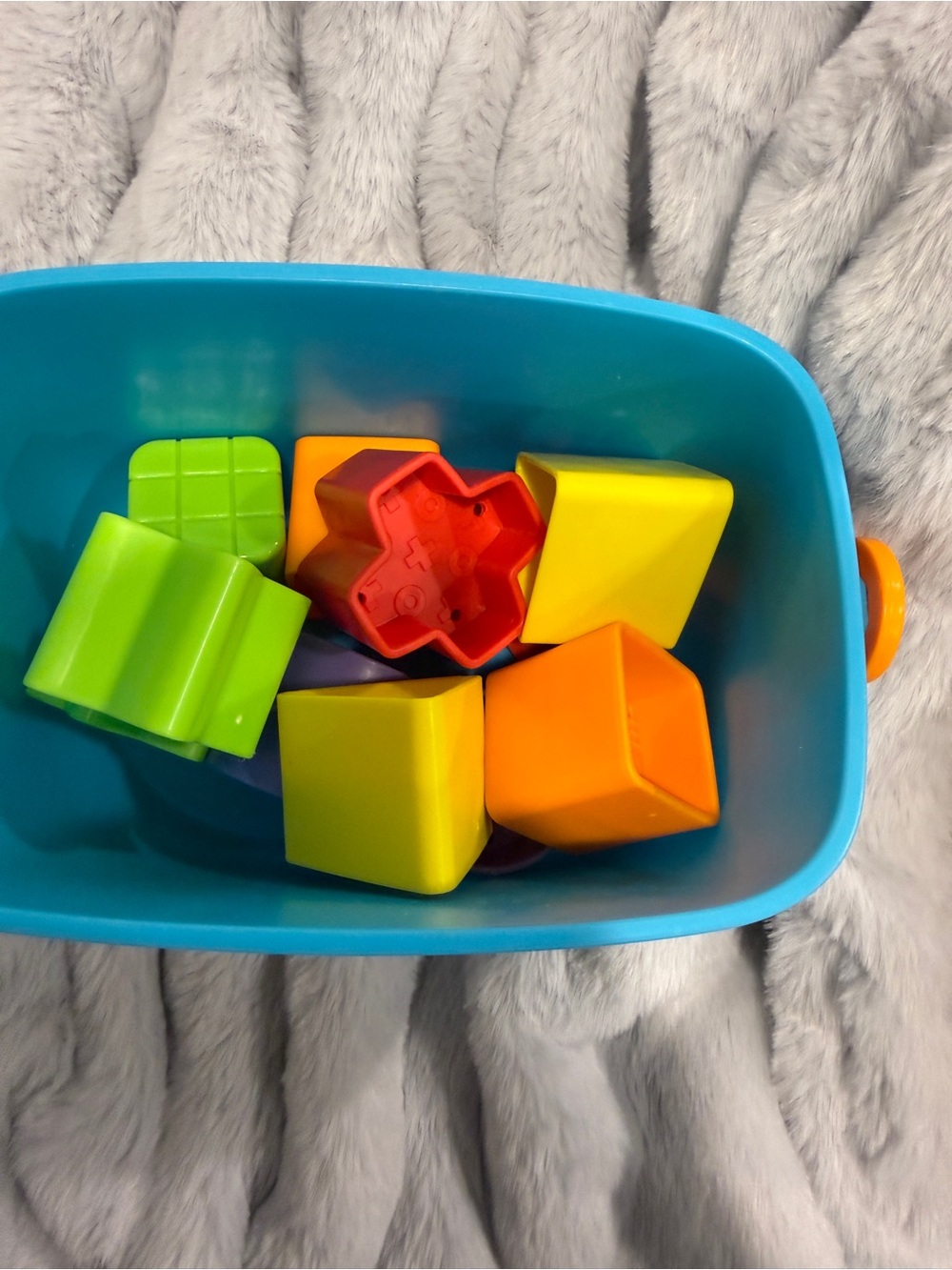 Fisher-Price Baby’s First Blocks Shape-Sorting Toy, for Infants 6+ Months - Picture 4 of 7